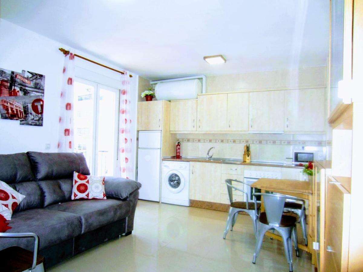 Lovely, Quiet Downtown-Beach W Balcony فوينخيرولا المظهر الخارجي الصورة